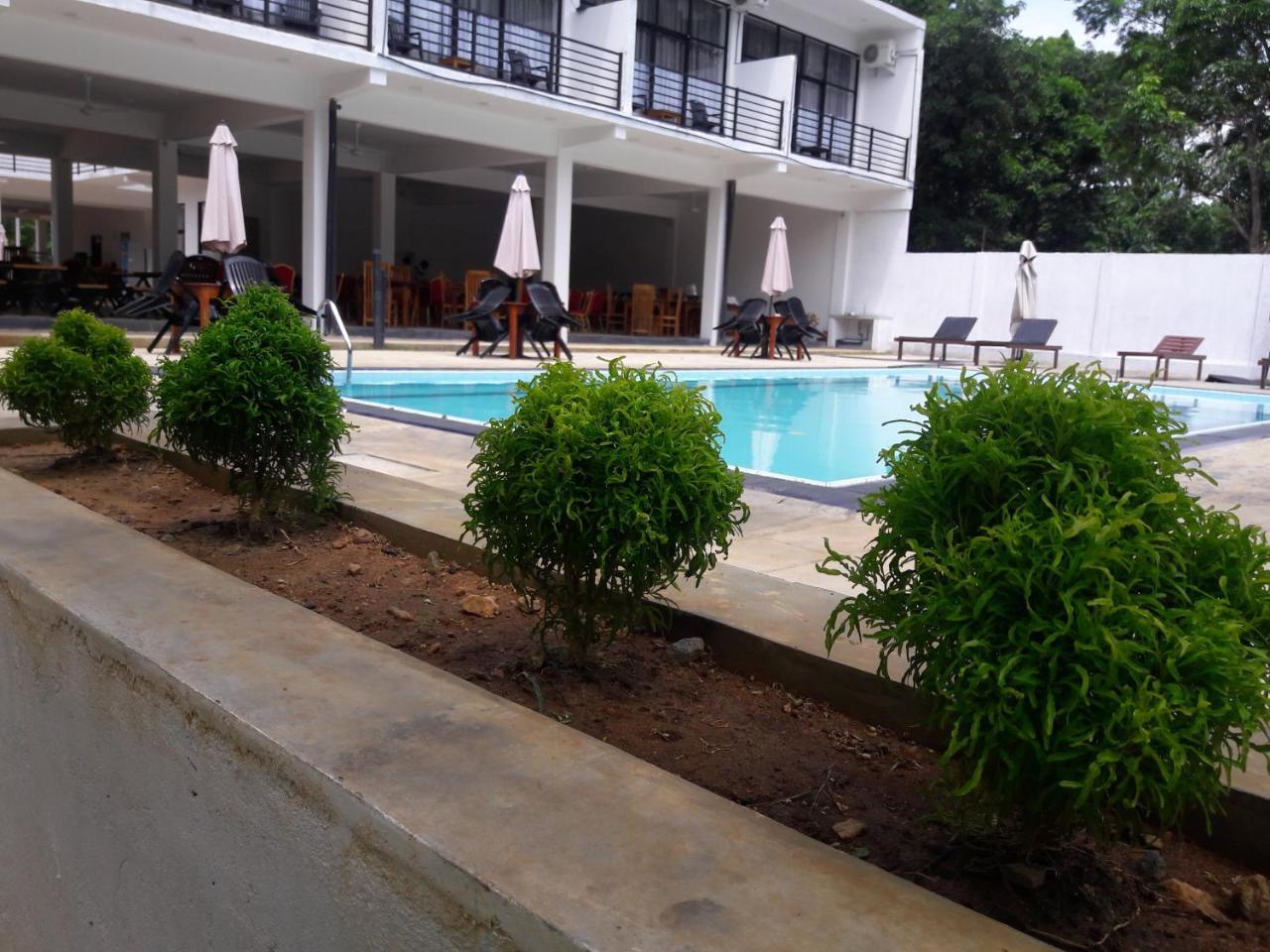 سيغيرِيا Lavish Resort - Sigirya المظهر الخارجي الصورة